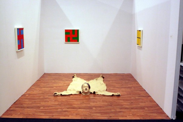 101The Nazi Hunter's Room_2007_installation_1