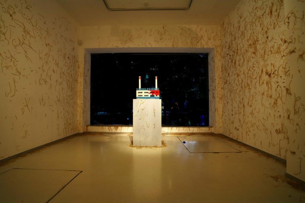 102Explosion at the Noodle Factory_ Installation view_2008 _Installation