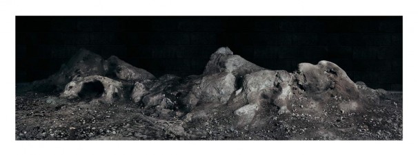 109Sewage_2004_lambda print_85x300 cm