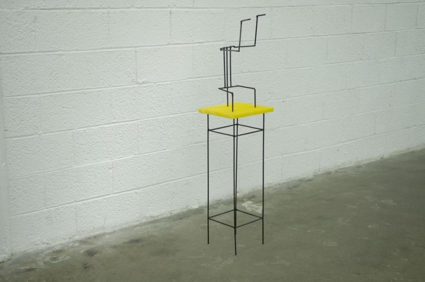 117Ben Gurion_2012_iron and plastic_125x35x28 cm