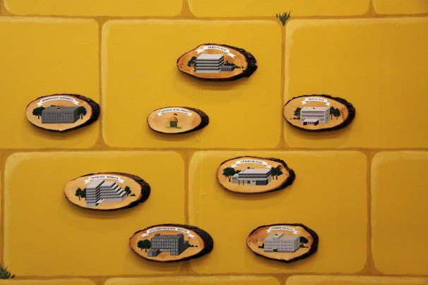 210Neue Kunst aus Israel_2009_acrylic on wood_Installation