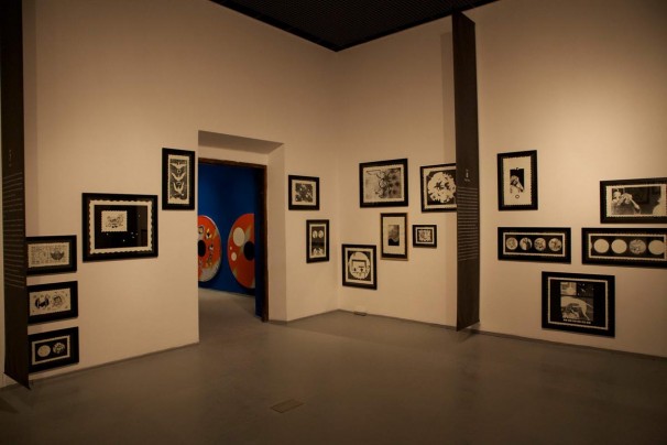 116The Dynamic Dead Roee Rosen_Installation view_Ujazdowski Castle, Warsaw, 2011 16