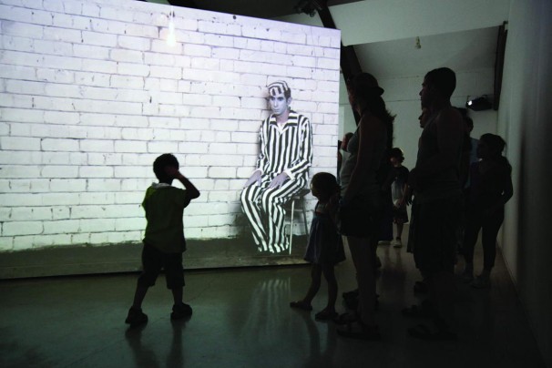 212A Nous la Liberté (Freedom for Us)_2011_video and sound projection on a cube_400x300x250 cm, 5 projectors