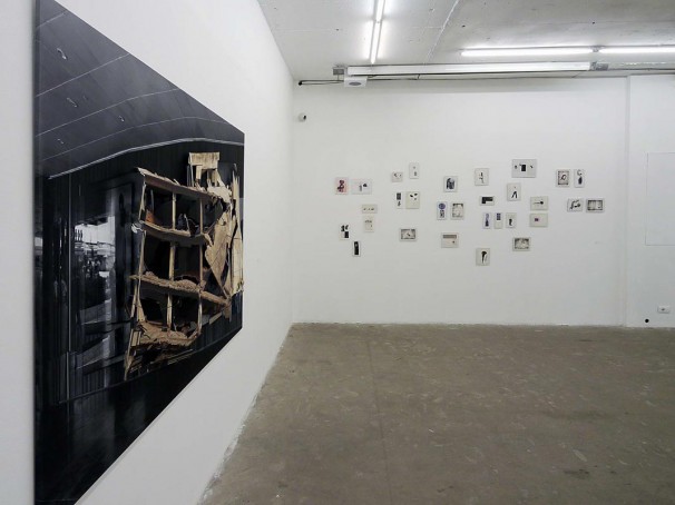 304Installation view 3