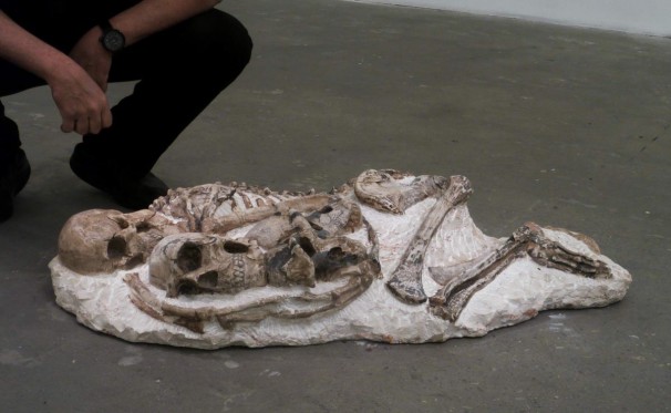 312Hominid Conglomerate (dream)_2012_limestone_120x60x22 cm