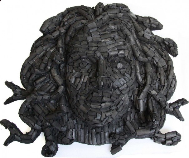 327Medusa_2011_charcoal with cotton rag pulp_78x64x20 cm