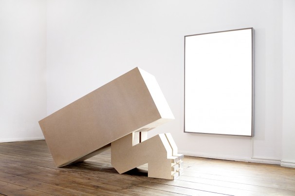 100The Floor Licker (Safe & Sound Evolutions Series) + Light_2015_M.D.F, aluminium, plexiglass, fluorescent lights_140X108X55 cm _photo Vlad Margulis